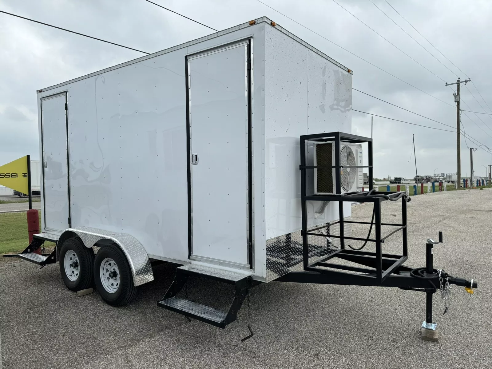 1-17-2.webp 2 Station Portable Restroom Trailer 7′ x 14′ Unisex, Upscale Design - Image 1