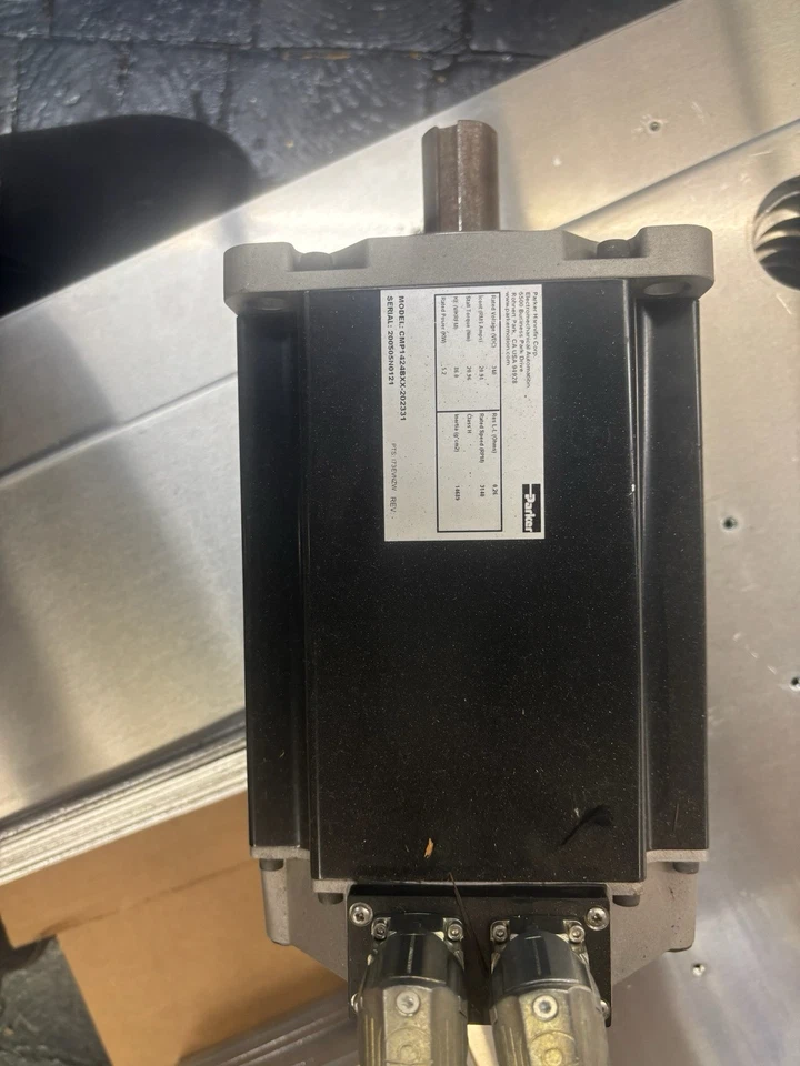 1-18-1.webp parker cmp1424bxx-202331 340 voltage 3140 RPM 5.2 KW motion NEW - Image 1