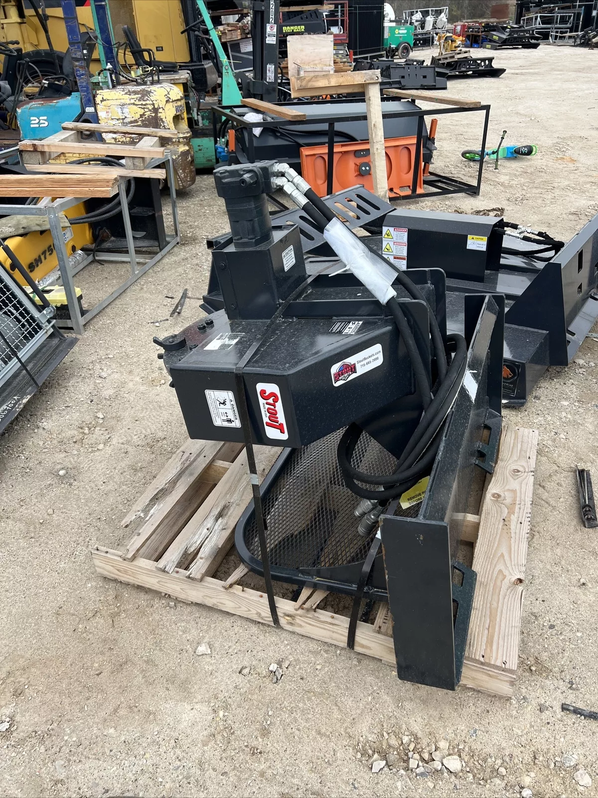 1-67.webp Stout Skid Steer Stump Grinder SG13R - Image 1