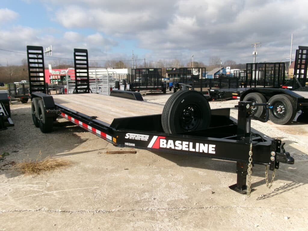 KODAK Digital Still Camera 2025 Baseline HEQ208 82″x22′ 16k Equipment Trailer with Flip-Knee Ramps Stock #291838 – Spencer Trailers - Image 1