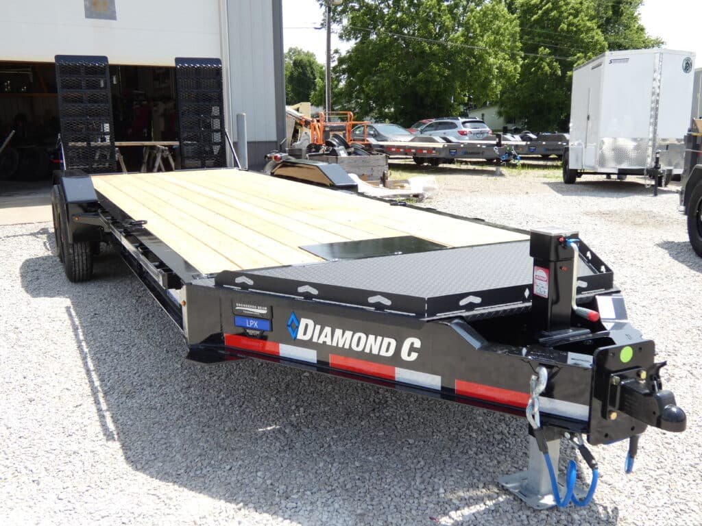 2025-diamond-c-lpx210-82-x-22-20k-equipment-trailer-with-hd-flip-knee-ramps.jpg 2025 Diamond C LPX210 82″x 22′ 20k Equipment Trailer With HD Flip-Knee Ramps Stock #302380 – Spencer Trailers - Image 1