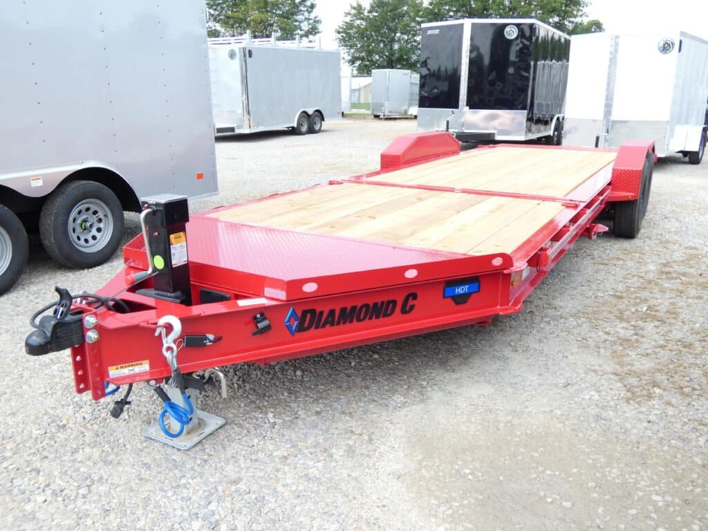 2026-diamond-c-hdt207-82-x-22-149k-split-deck-tilt-equipment-trailer-stock-2.jpg 2026 Diamond C HDT207 82″x 22′ 14.9k Split-Deck Tilt Equipment Trailer Stock #304364 – Spencer Trailers - Image 1