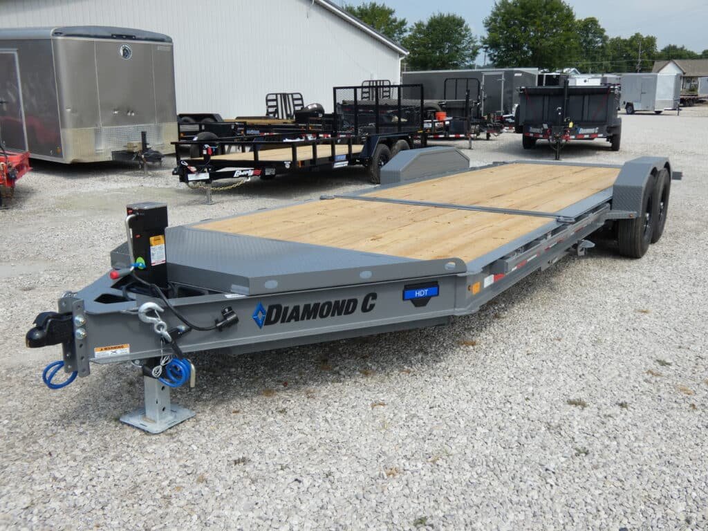 2026-diamond-c-hdt207-82-x-22-149k-split-deck-tilt-equipment-trailer-stock-3.jpg 2026 Diamond C HDT207 82″x 22′ 14.9k Split-Deck Tilt Equipment Trailer Stock #304363 – Spencer Trailers - Image 1