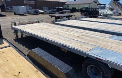 2023 Triumph 25' Equipment Float Trailer - Image 5