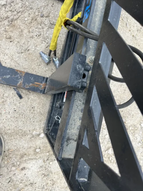 Skid Steer Forks Hydraulic Adjustable universal Cat Bobcat John Deere Gehl - Image 2