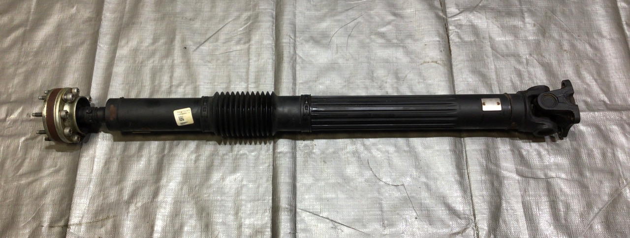 4kSTLItB6fsDWvRFvfGRkVGmKneBbAptTS50bG7vNSLVa5Z86G7wCGxdNehA28Y4__35183.1745342854.jpg 2018-2025 Jeep Wrangler JL Front Drive Shaft w/ U Joints / M186 Dana 30 / 68272524AB / 64K JL005 - Image 1