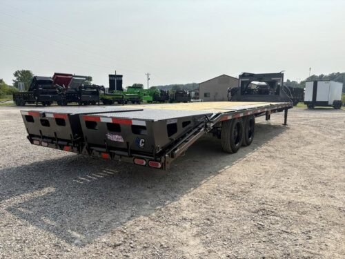 2025 Diamond C FMAX208 28′ x 102″ 18k Engineered Beam With Max Ramps - Image 2
