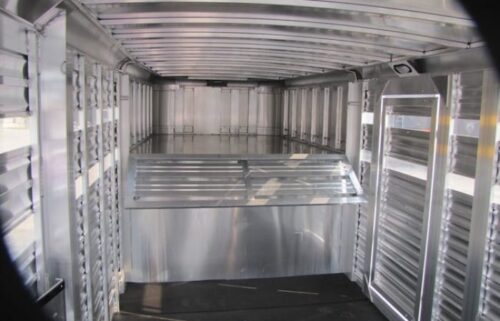 2023 Adams Trailers 16′ All Aluminum Stock Trailer - Image 4