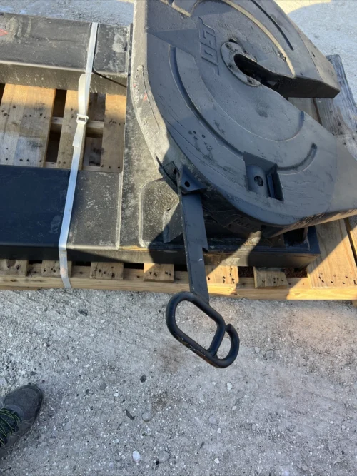 Arrow semi truck trailer mover Fork Lift Fifth Wheel Forklift Cat Skytrak New - Image 4