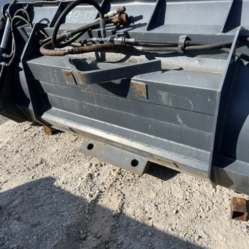 102 inch ACS 4 In 1 wheel loader bucket lightly used 2.5 Cubic Yard Case - Image 3