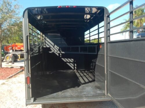 New 2026 Calico 6 x 16 Three Horse Trailer 7k GVWR - Image 4