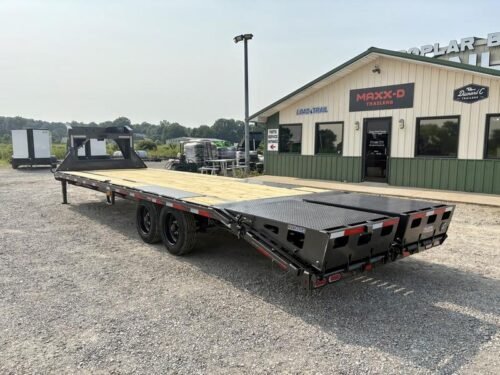 2025 Diamond C FMAX208 28′ x 102″ 18k Engineered Beam With Max Ramps - Image 3