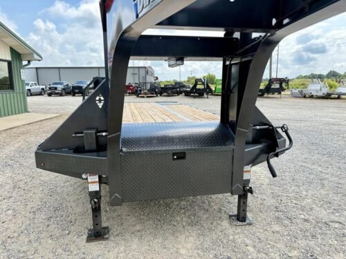 Deluxe 25000 GVWR Flatbed Tilt Gooseneck Trailer - Image 3