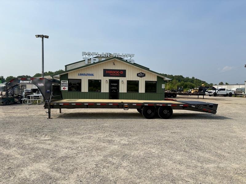 F372122E-1FCF-48F0-B503-D7CF7CAD513B.jpg 2025 Diamond C FMAX208 28′ x 102″ 18k Engineered Beam With Max Ramps - Image 1