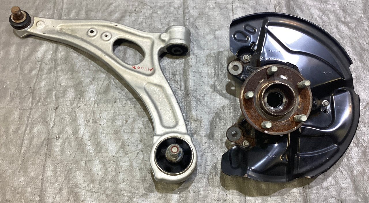 IMG_0169__52109.1723822397.jpg 2022-2023 Ford Maverick Driver Front Knee Hub Knuckle w/ Lower Control Arm / 11K MV002 - Image 1