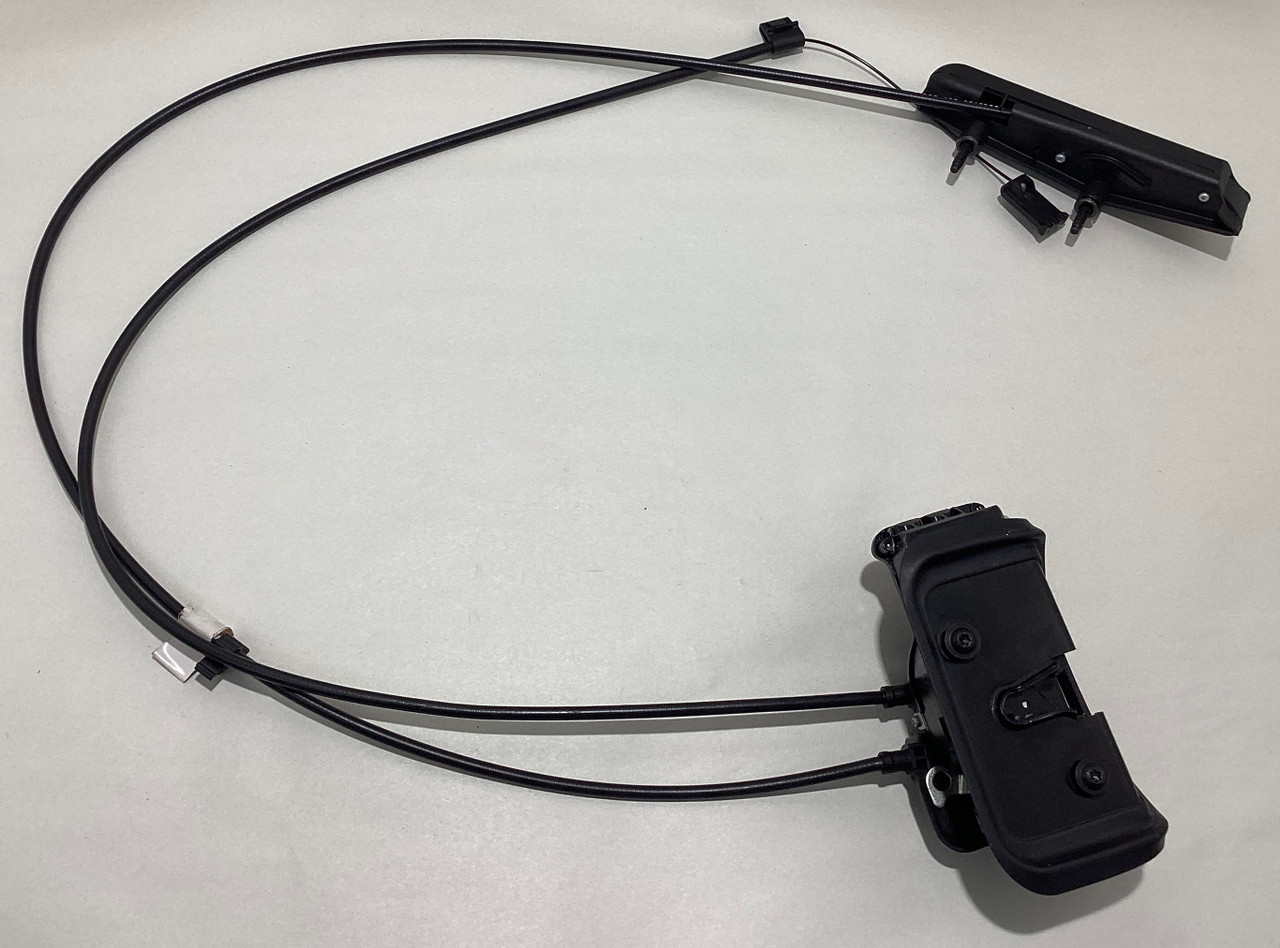 IMG_0622__04869.1737134985.jpg 2014-2019 Chevrolet C7 Corvette Coupe Driver Side Manual Door Latch Release Cable / C7006 - Image 1