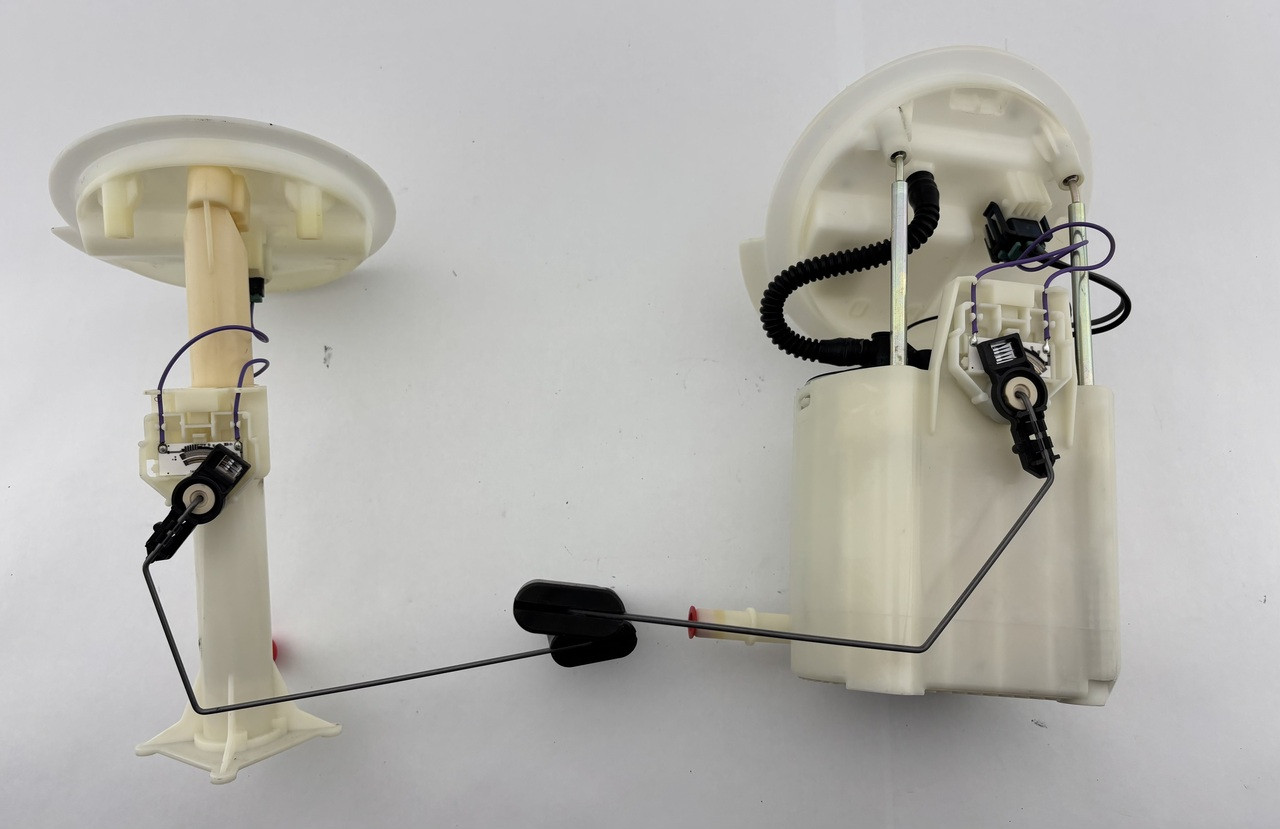 IMG_1331__91285.1768339580.jpg 2015-2017 Ford Mustang S550 OEM Fuel Pump Assembly / 91K FM016 - Image 1