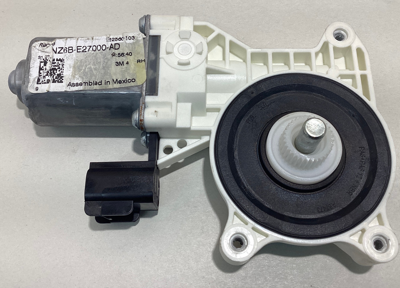 IMG_1332__84294.1728309404.jpg 2022-2023 Ford Maverick Passenger Rear Door Window Motor / MV003 - Image 1
