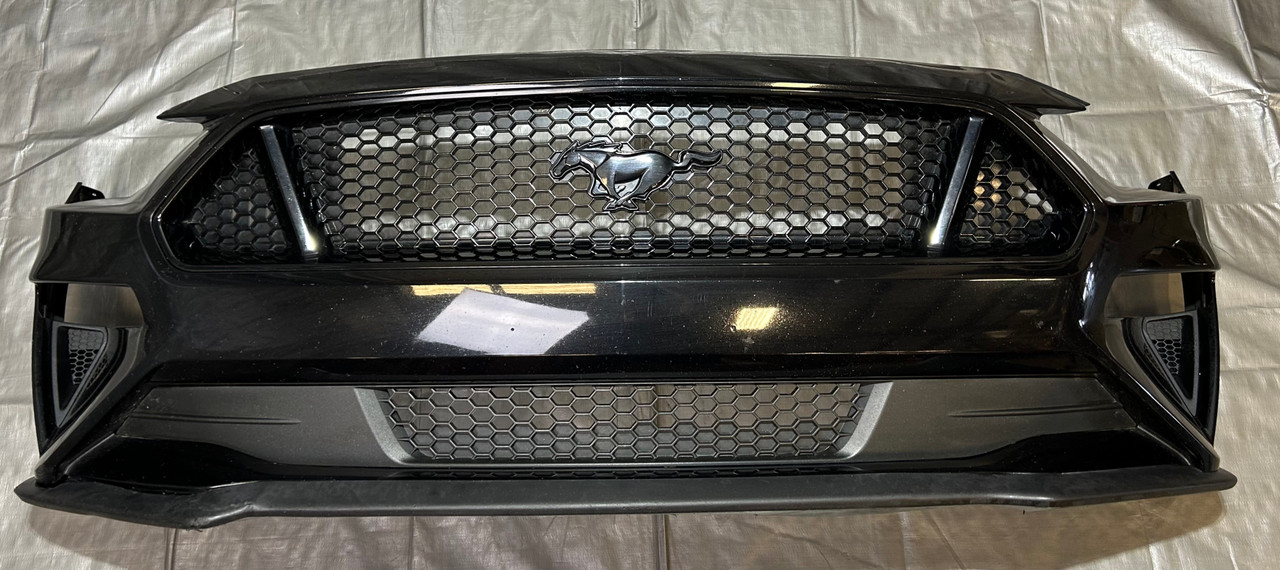 IMG_1380__53484.1762202074.jpg 2018-2023 Ford Mustang GT S550 OEM Front Bumper Cover w/ Grilles / FM015 - Image 1
