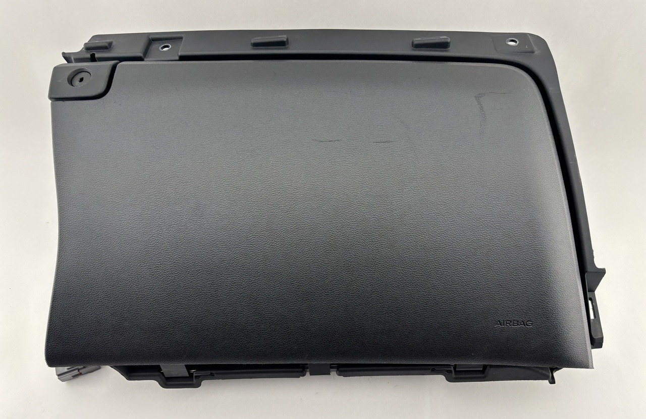 IMG_1438__39518.1768404431.jpg 2015-2017 Ford Mustang GT S550 Passenger Knee Airbag SRS / FM016 - Image 1