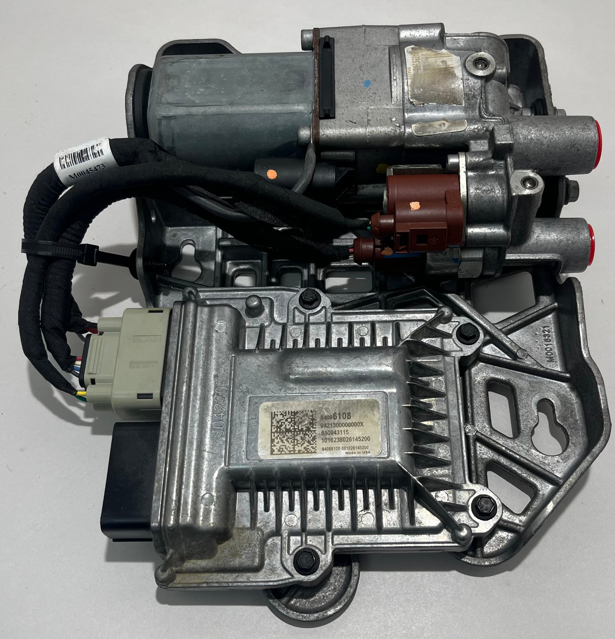 IMG_1441__10399.1777648298.jpg 2014-2019 Chevrolet C7 Corvette Z51 Electronic LSD Differential Control Module / Actuator Pump / C7008 - Image 1