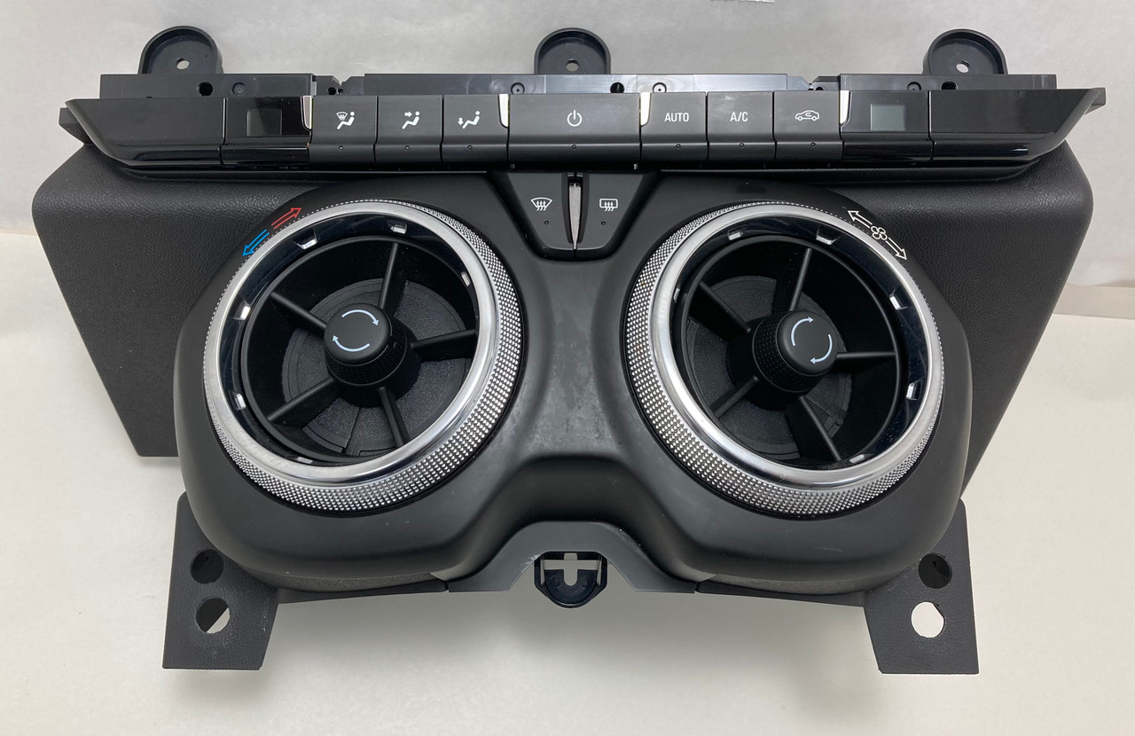 IMG_1450__38528.1754076513.jpg 2016-2024 Chevrolet Camaro Automatic Climate Control Module / Center Vent /84441500 / CM002 - Image 1