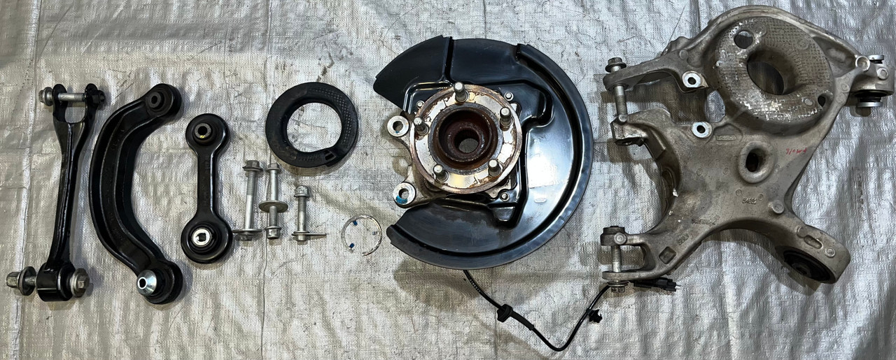 IMG_1503__22150.1768415184.jpg 2015-2020 Ford Mustang GT 5.0 S550 Driver Rear Knee Spindle Hub w/ Arms / 91K FM016 - Image 1