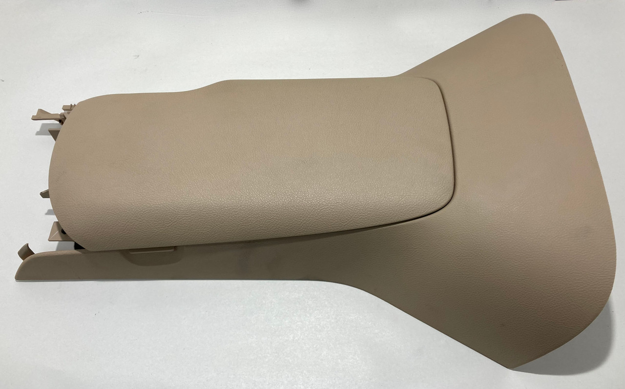 IMG_1577__30913.1727099380.jpg 2011-2013 Chevrolet Corvette C6 Center Console Lid / Cashmere / C6016 - Image 1