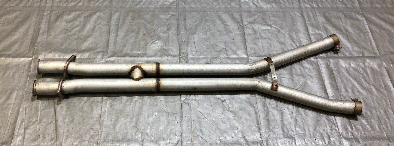 IMG_1835__21756.1694524772.jpg 2005-2007 Chevrolet Corvette C6 Base LS2 OEM Exhaust Mid pipe H Pipe / C6012 - Image 1