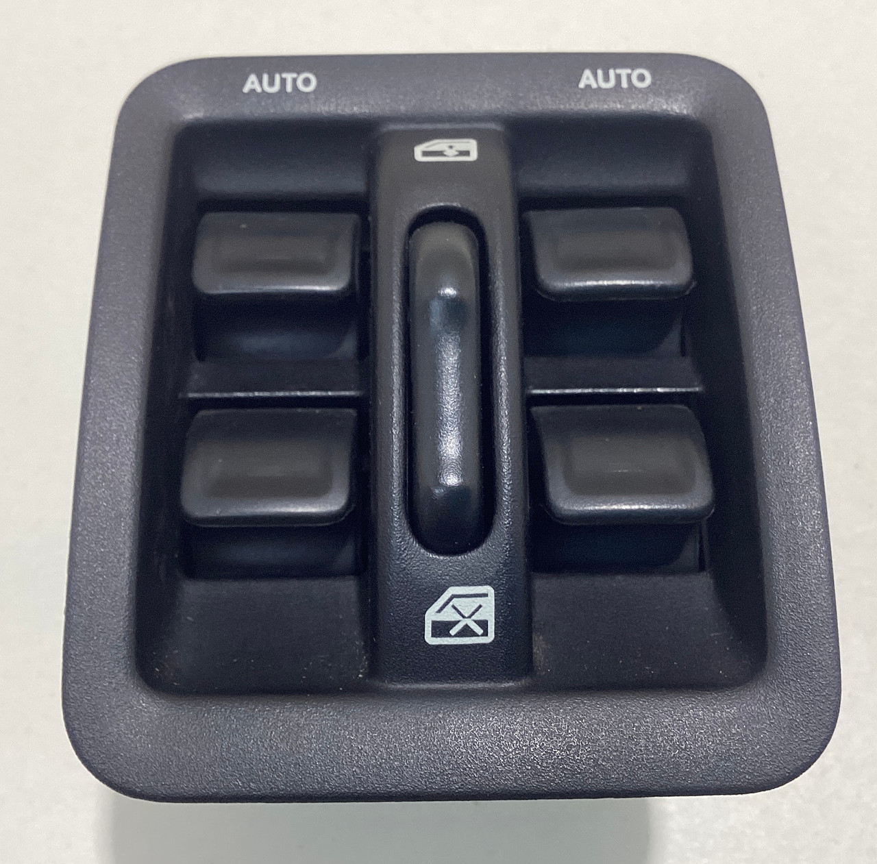IMG_2063__55100.1732724124.jpg 2011-2017 Jeep Wrangler JK Unlimited 4DR Power Window Switch / P1RP75DX9AC / JK013 - Image 1