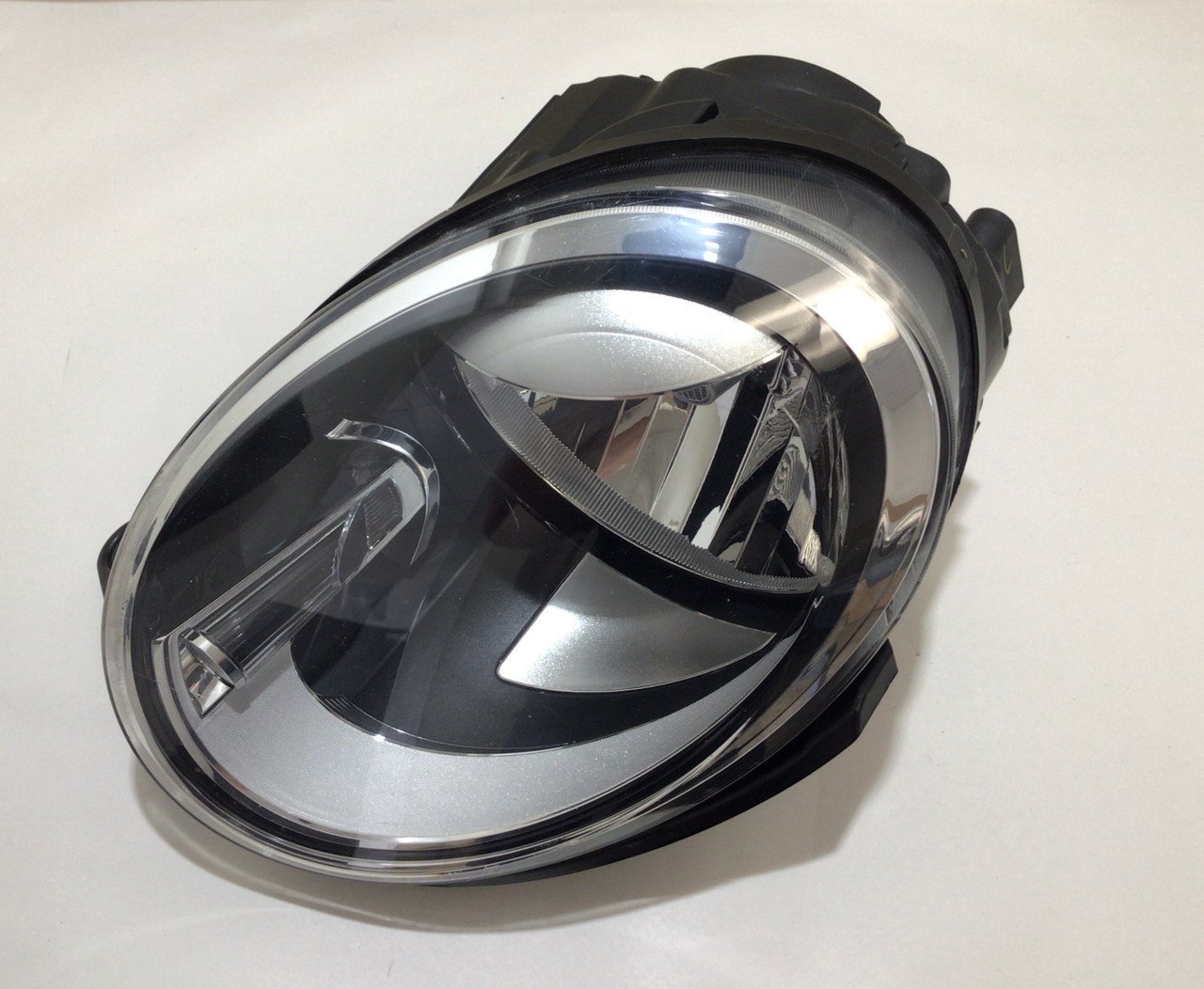 IMG_2139__08206.1646847346.jpg 2012-2019 Volkswagen Beetle Driver Side Halogen Headlight / OEM / VB004 - Image 1