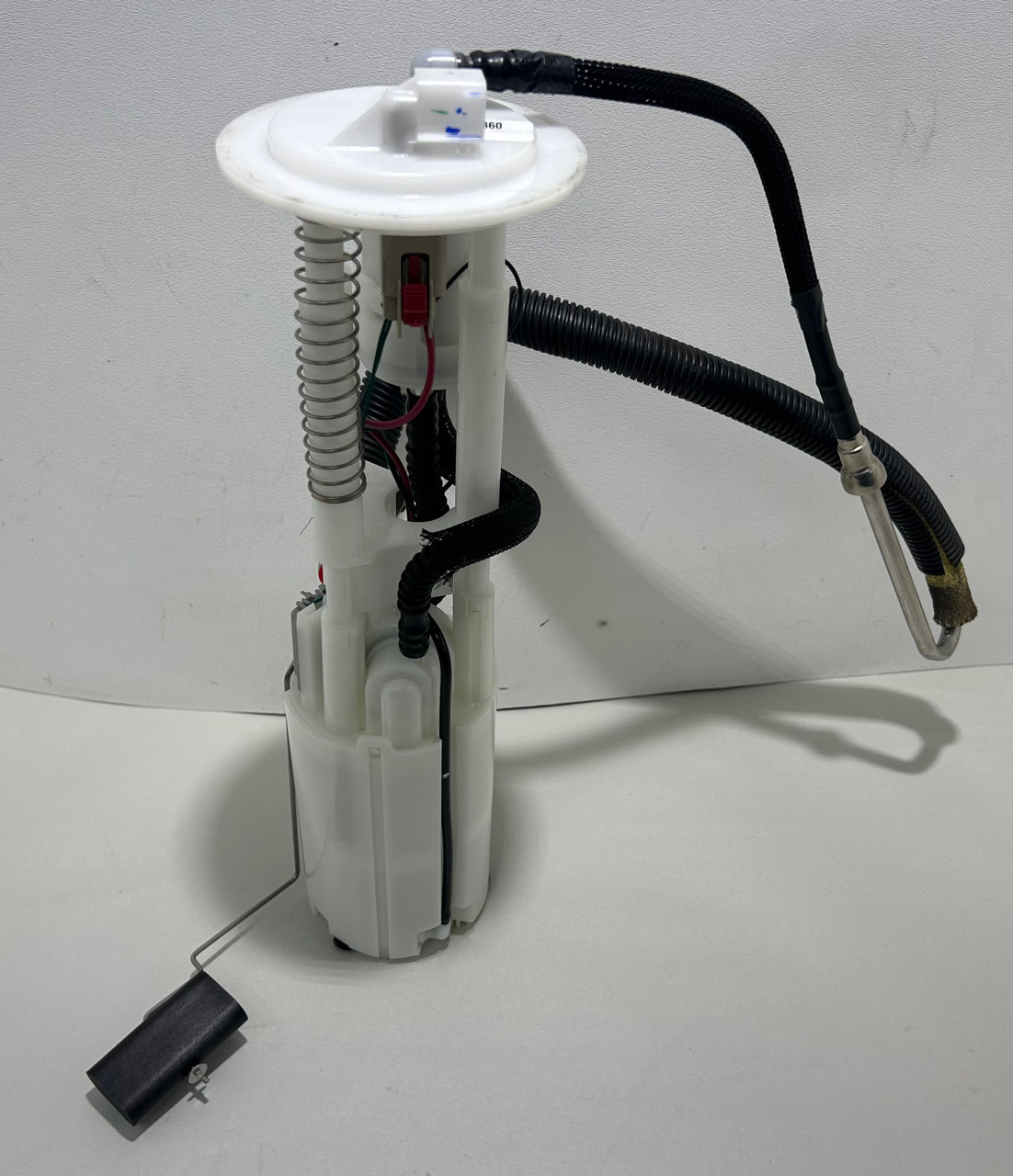 IMG_2182__43747.1720548667.jpg 2007-2013 Chevrolet C6 Corvette Driver Side Fuel Pump Sending Unit / 19420860 / 58k / C6014 - Image 1
