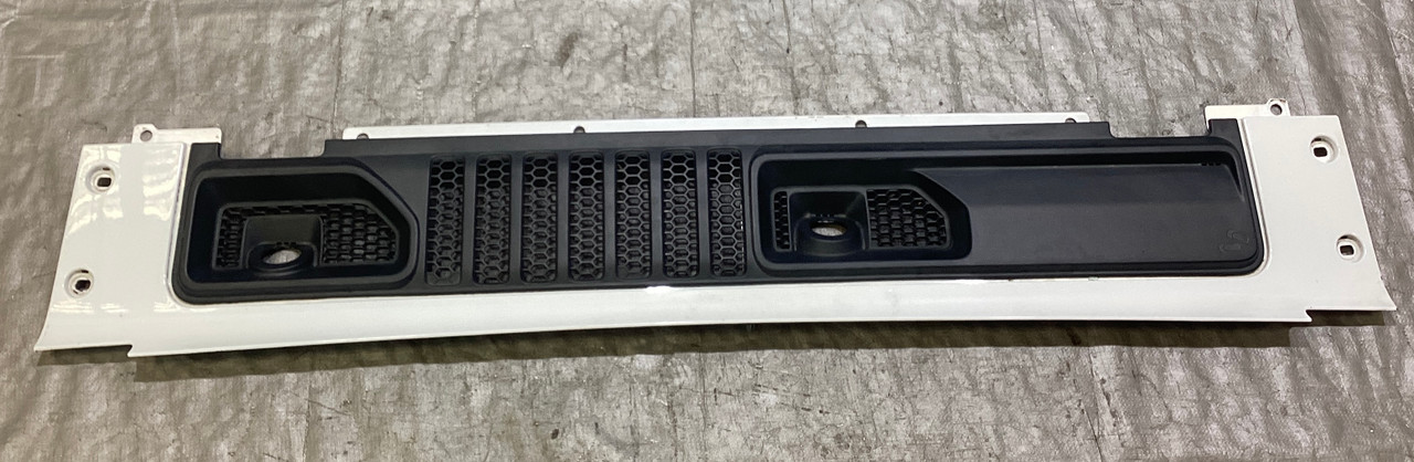 IMG_2822__96851.1748460504.jpg 2018-2024 Jeep Wrangler JL / Gladiator JT OEM Wiper Cowl Trim Panel / Bright White JL009 - Image 1