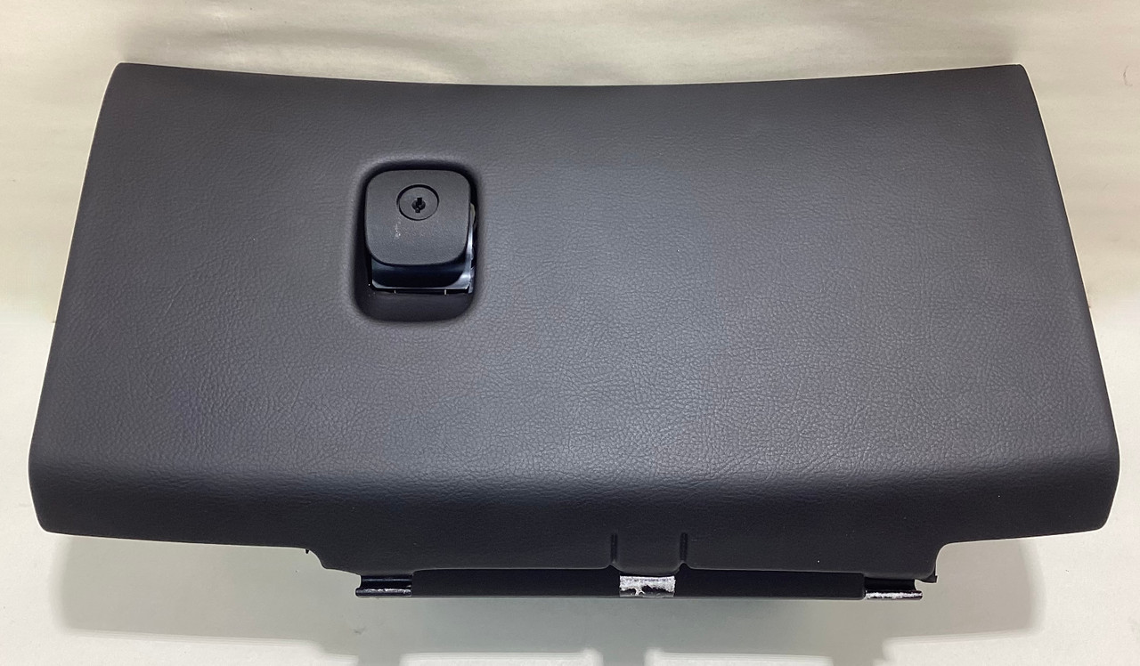 IMG_3446__31297.1758028590.jpg 2006-2013 Chevrolet Corvette C6 OEM Glove Box Lid / Black / C6019 - Image 1