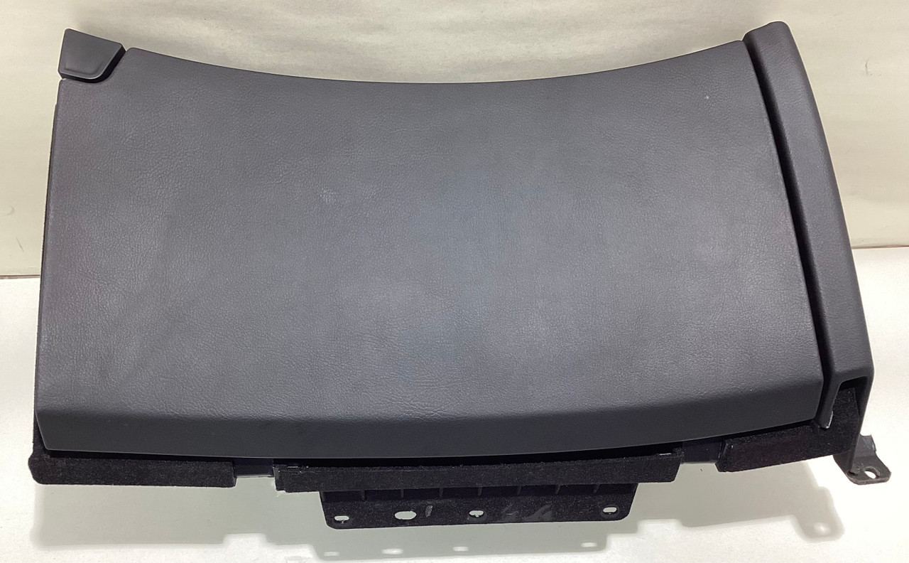 IMG_4052__03725.1754409904.jpg 2014-2019 Chevrolet C7 Corvette OEM Glove Box Lid Assembly / Black / C7007 - Image 1