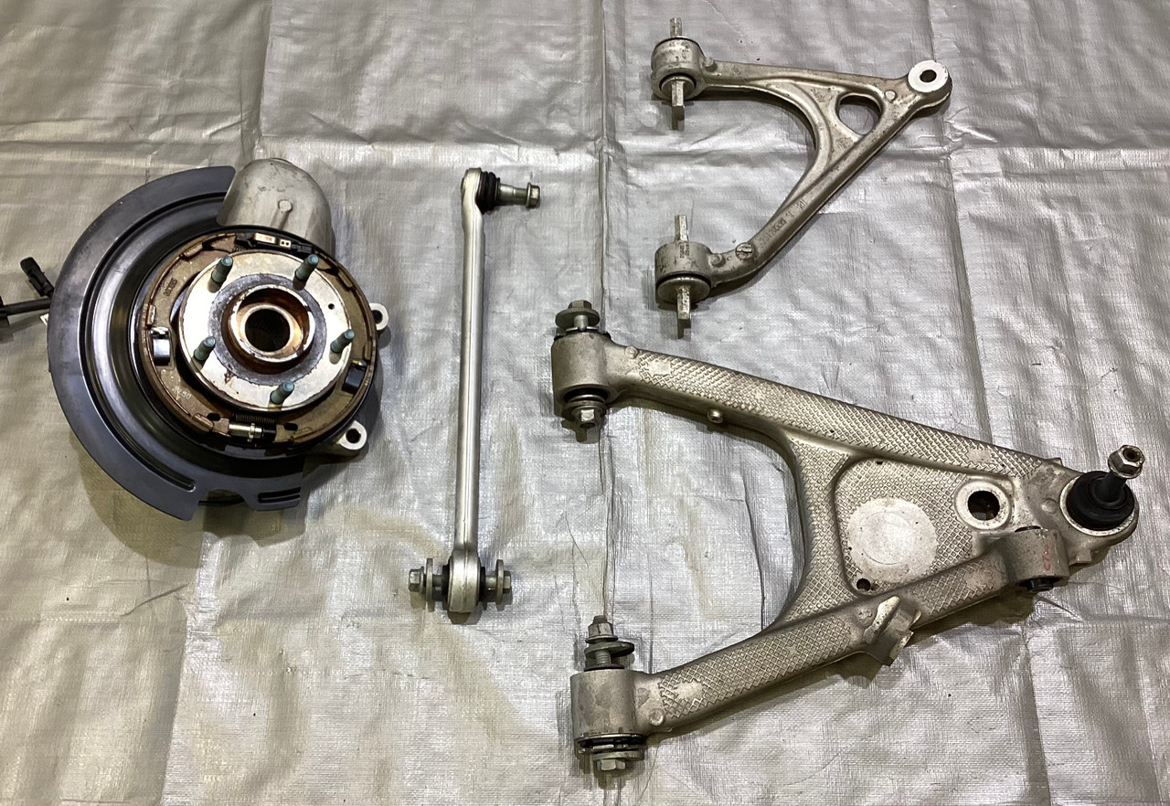 IMG_4189__48001.1754422109.jpg 2014-2019 Chevrolet C7 Corvette Passenger Rear Knee Spindle Hub w/ Control Arms / 50K C7007 - Image 1