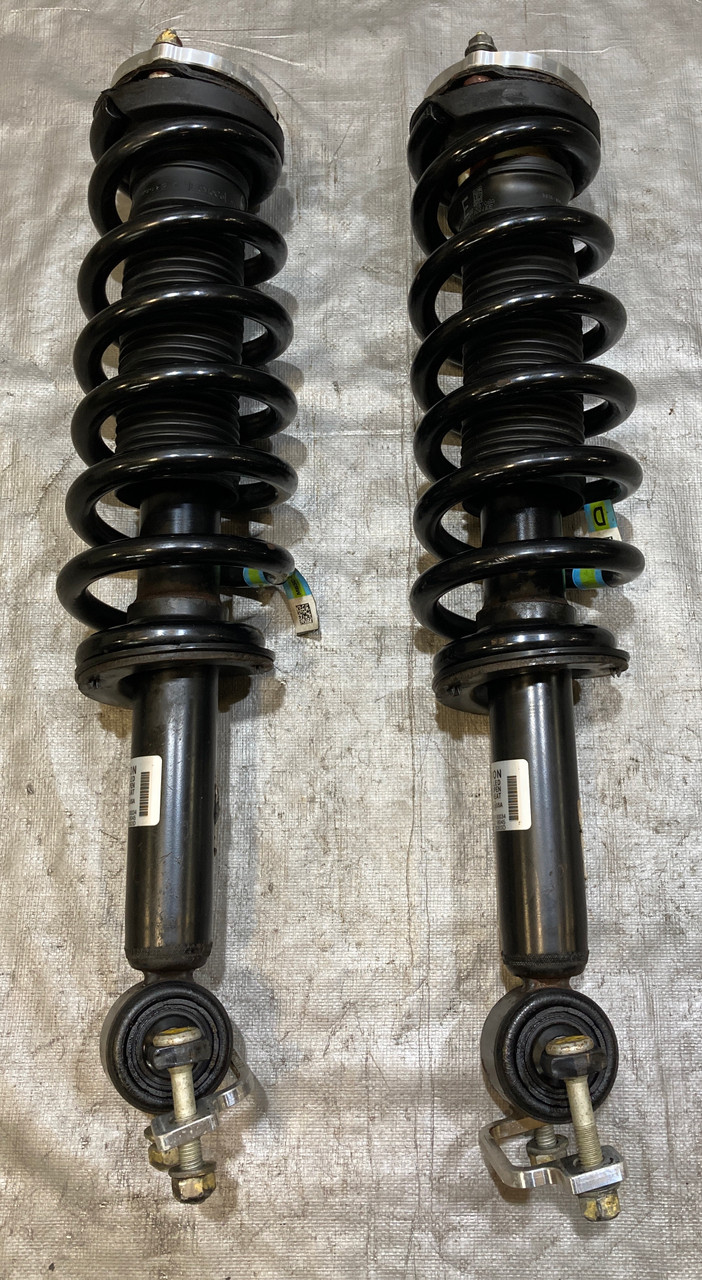 IMG_4340__84341.1759430511.jpg 2022-2024 Ford Bronco 2DR Front Shocks w/ Springs / Struts / Pair / 31K BR004 - Image 1