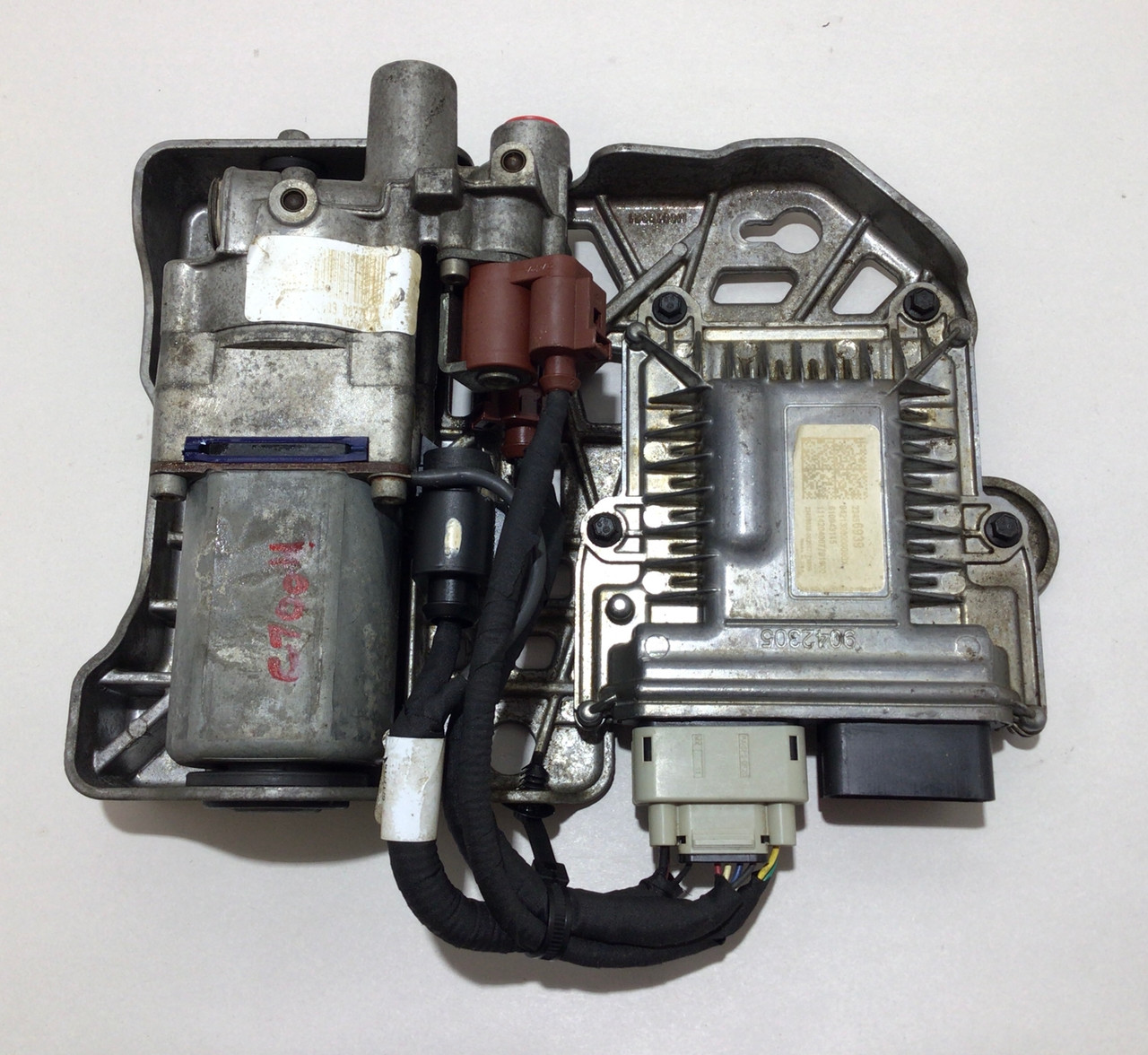IMG_4962__90368.1695675309.jpg 2014-2019 Chevrolet C7 Corvette Z51 Electronic LSD Differential Control Module / Actuator Pump / C7004 - Image 1