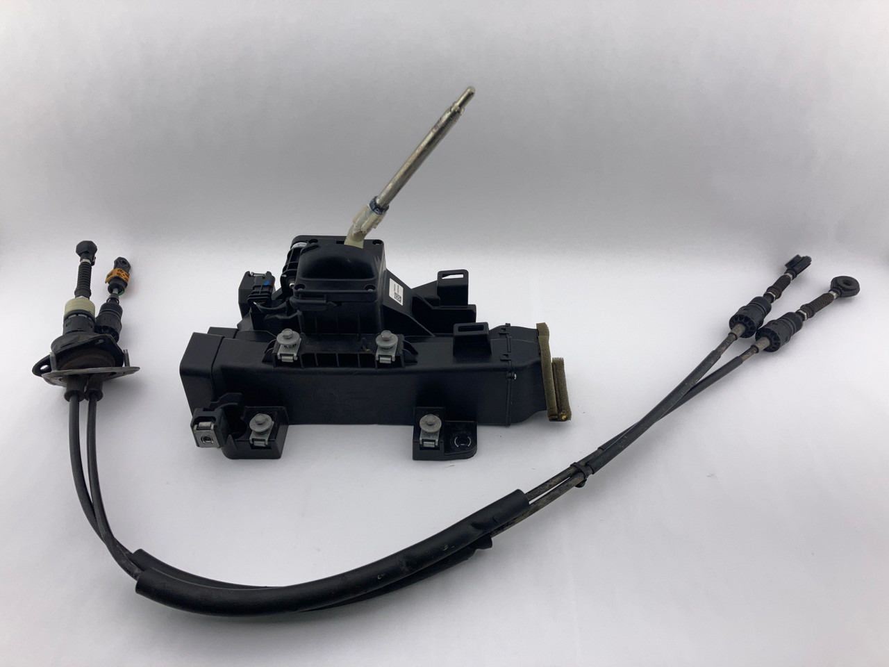 IMG_5158__17658.1762980730.jpg 2018-2024 Jeep Wrangler JL Manual Shifter Base Assembly w/ Cables / JL011 - Image 1