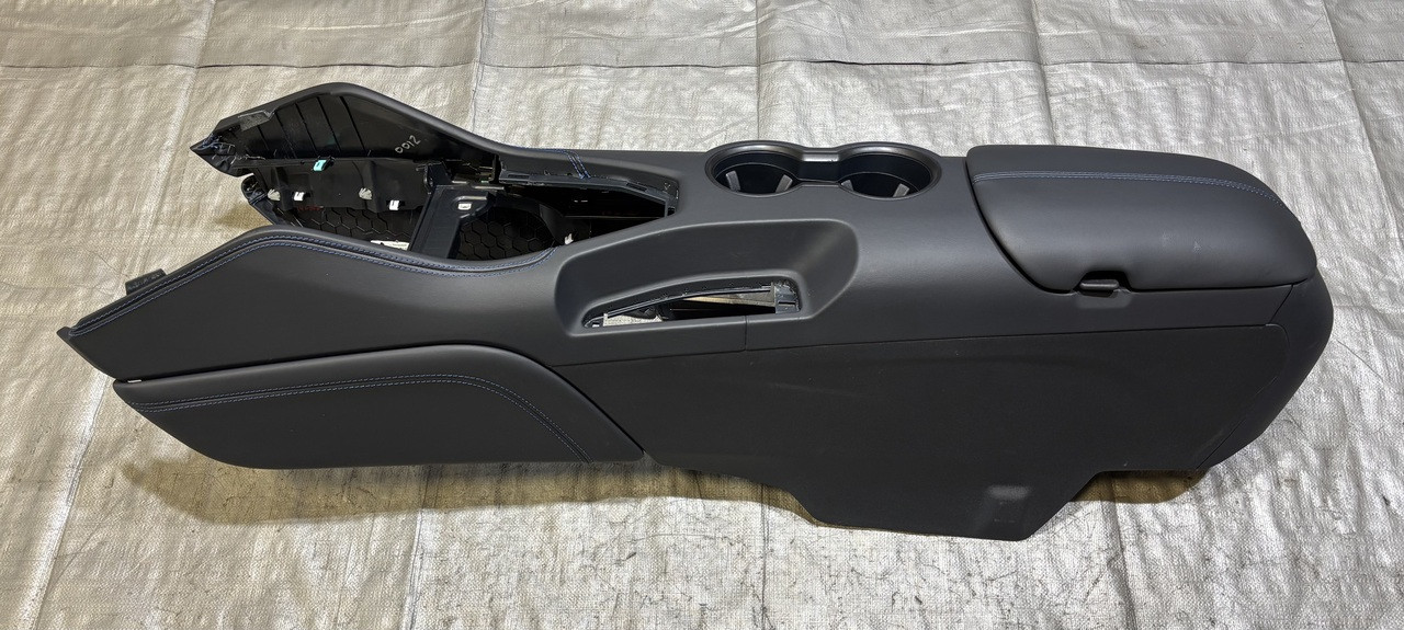 IMG_5244__28862.1772823931.jpg 2024-2025 Ford Mustang GT Dark Horse Premium S650 Center Console w/ Lid / Blue Stitching / FM201 - Image 1