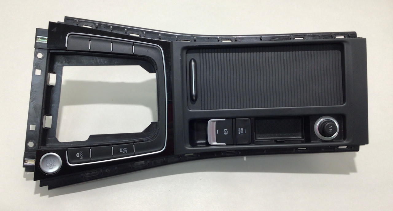 IMG_6177__03303.1705440439.jpg 2015-2019 Volkswagen MK7 Golf R Center Console w/ Cup Holder / M7R06 - Image 1