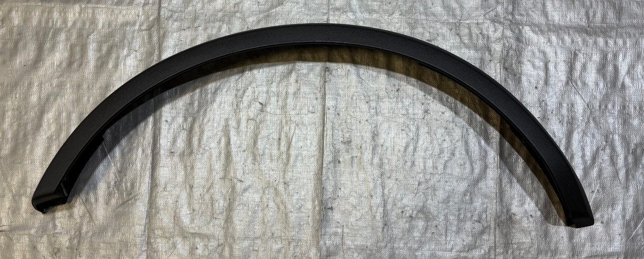 IMG_6240__81000.1773240998.jpg 2021-2024 Ford Bronco Driver Front Fender Flare Trim Panel / Narrow / Antimatter Blue Metallic BR005 - Image 1