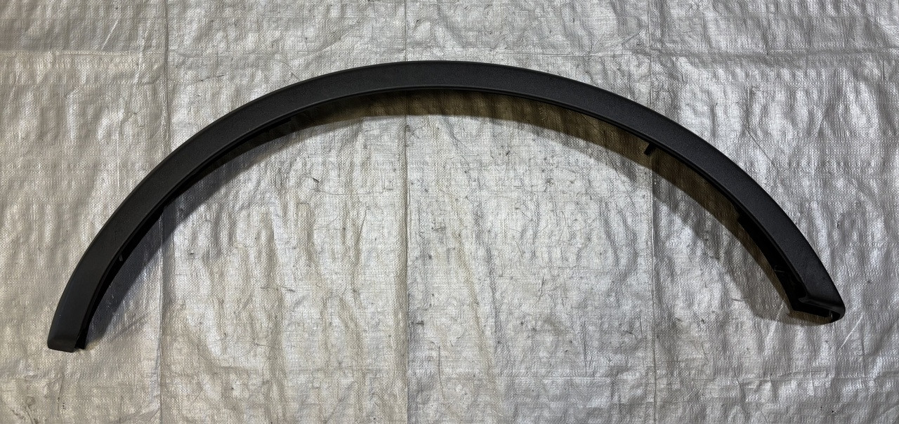 IMG_6280__00240.1773242065.jpg 2021-2024 Ford Bronco Passenger Front Fender Flare Trim Panel / Narrow / Antimatter Blue Metallic BR005 - Image 1