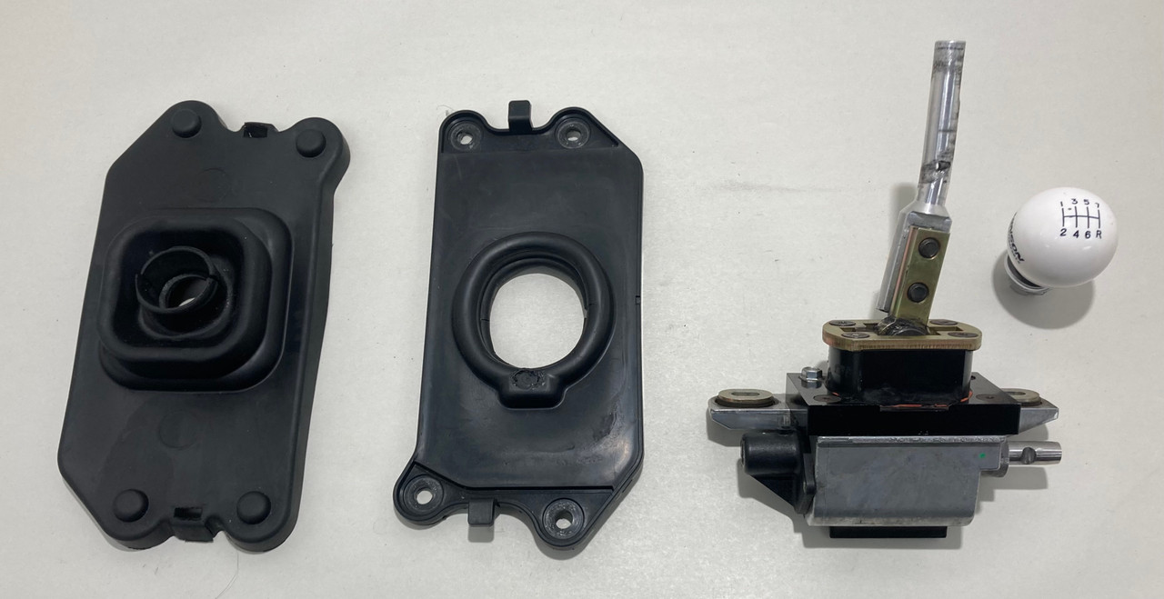 IMG_6337__50806.1724435599.jpg 2014-2019 Chevrolet C7 Corvette Stingray Hinson Short Shifter Assembly w/ Knob / USED / C7005 - Image 1