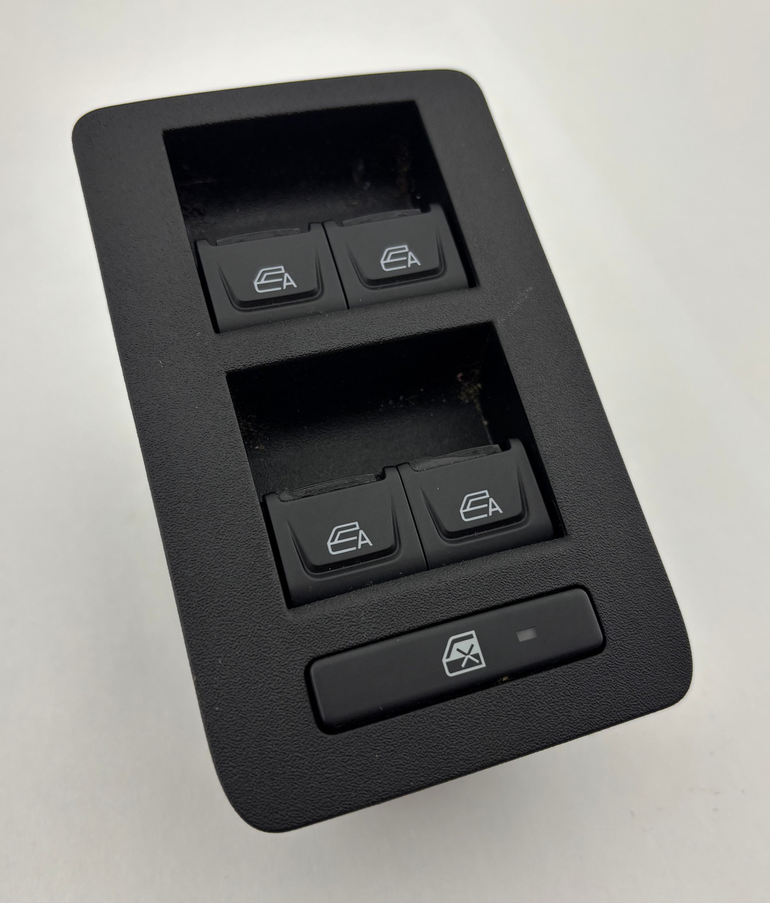IMG_6356__50099.1773245790.jpg 2021-2024 Ford Bronco 4DR OEM Window Switch Module / BR005 - Image 1
