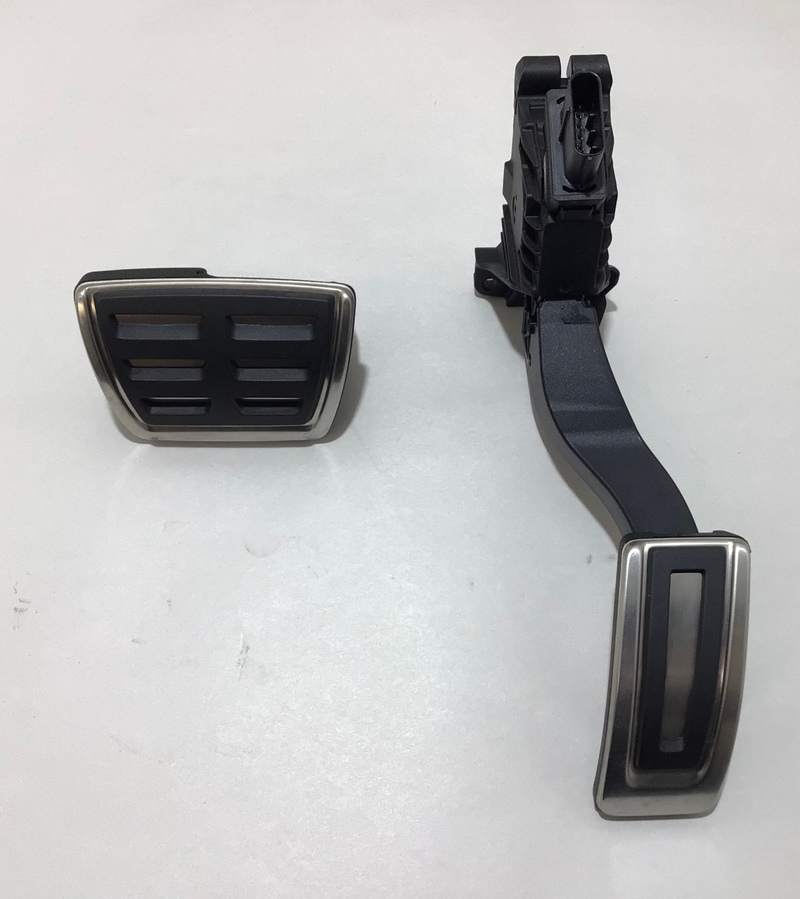 IMG_6738__70544.1668436456.jpg 2015-2018 Volkswagen MK7 GTI Pedal Trim Covers / Automatic / M7007 - Image 1