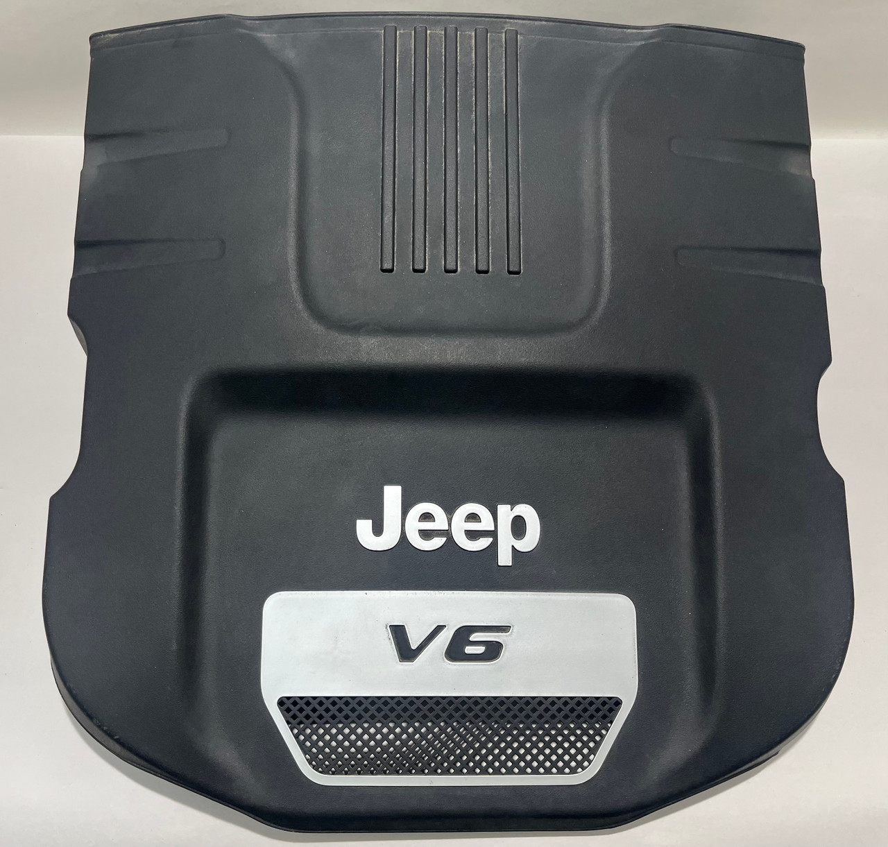IMG_6840__16823.1773415034.jpg 2012-2018 Jeep Wrangler JK Engine Appearance Cover / OEM / JK017 - Image 1