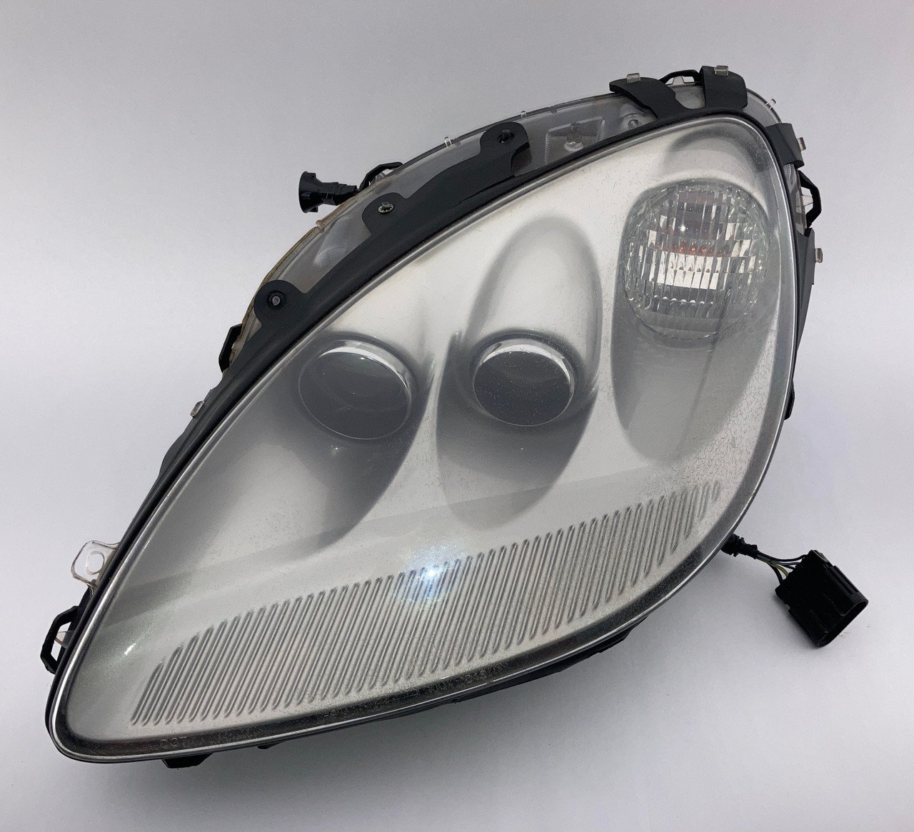IMG_7205__94435.1764006289.jpg 2005-2013 Chevrolet Corvette C6 Driver Side Xenon HID Headlight / Machine Silver Metallic C6020 - Image 1
