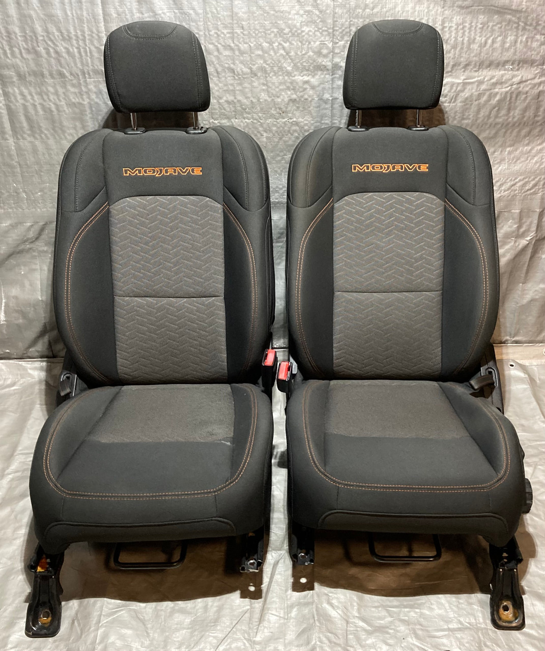 IMG_7410__65524.1735656036.jpg 2020-2022 Jeep Gladiator JT Mojave Black Cloth Front Bucket Seats / Pair *DAMAGE* / JT001 - Image 1