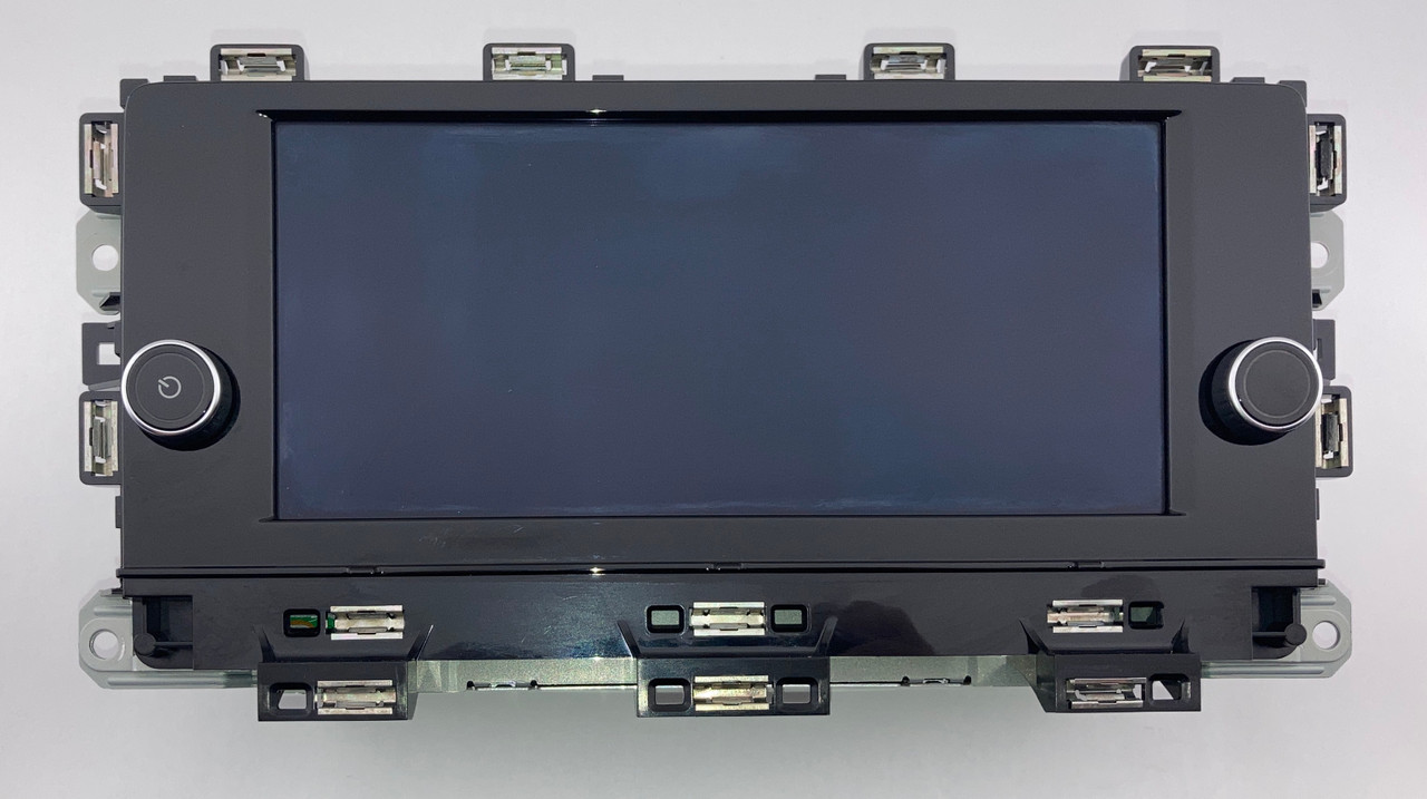 IMG_7943__89705.1760474657.jpg 2022-2024 Volkswagen MK8 GTI 8.25" MIB3 OEM Radio Head Unit Display / 5H0035871 / M8002 - Image 1